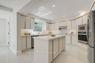 622 Lyman Blvd, Newmarket Ontario