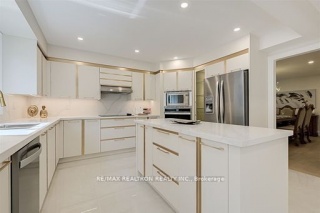 622 Lyman Blvd, Newmarket Ontario