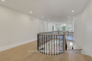 622 Lyman Blvd, Newmarket Ontario