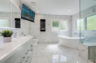 622 Lyman Blvd, Newmarket Ontario