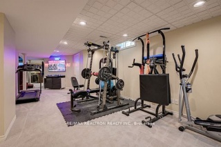 622 Lyman Blvd, Newmarket Ontario
