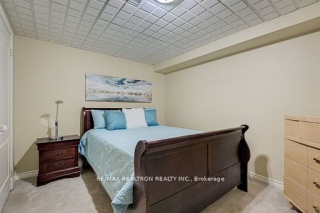 622 Lyman Blvd, Newmarket Ontario