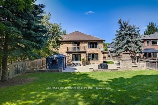 622 Lyman Blvd, Newmarket Ontario