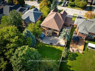 622 Lyman Blvd, Newmarket Ontario