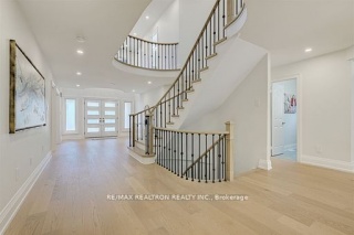 622 Lyman Blvd, Newmarket Ontario