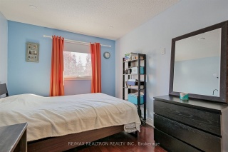 690 College Manor Dr, Newmarket Ontario
