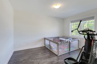 1058 Bob Scott Crt, Newmarket Ontario