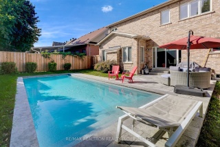 1058 Bob Scott Crt, Newmarket Ontario