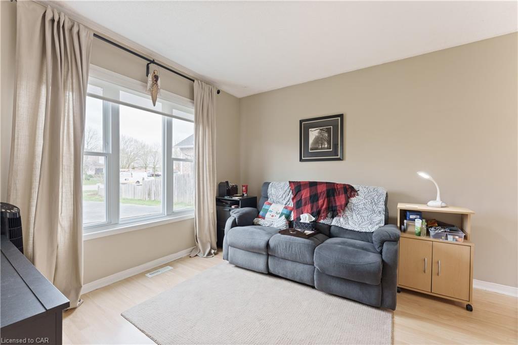 136 NITH RIVER Way, Ayr, Ontario, Canada