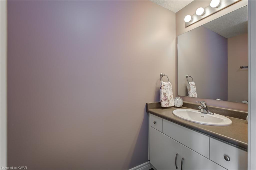 1108 FAIRWAY ROAD NORTH Road N Unit# B, Kitchener, Ontario, Canada