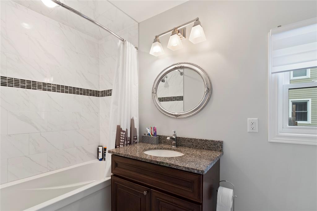 945 FERNDALE Drive, Sarnia, Ontario, Canada photo 11