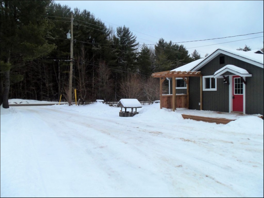 CTY. RD. 121, Kinmount, Ontario, Canada
