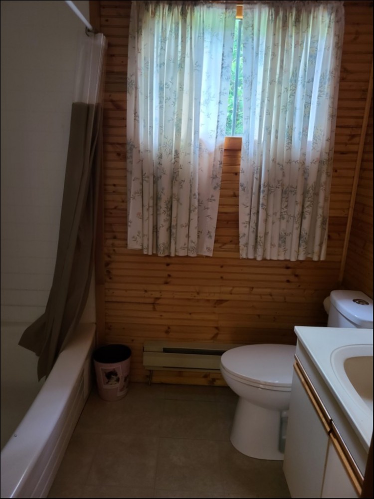 BACK BAY ESTATES, Trent Lakes, Ontario, Canada