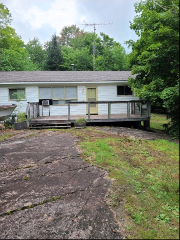 BACK BAY ESTATES, Trent Lakes, Ontario, Canada