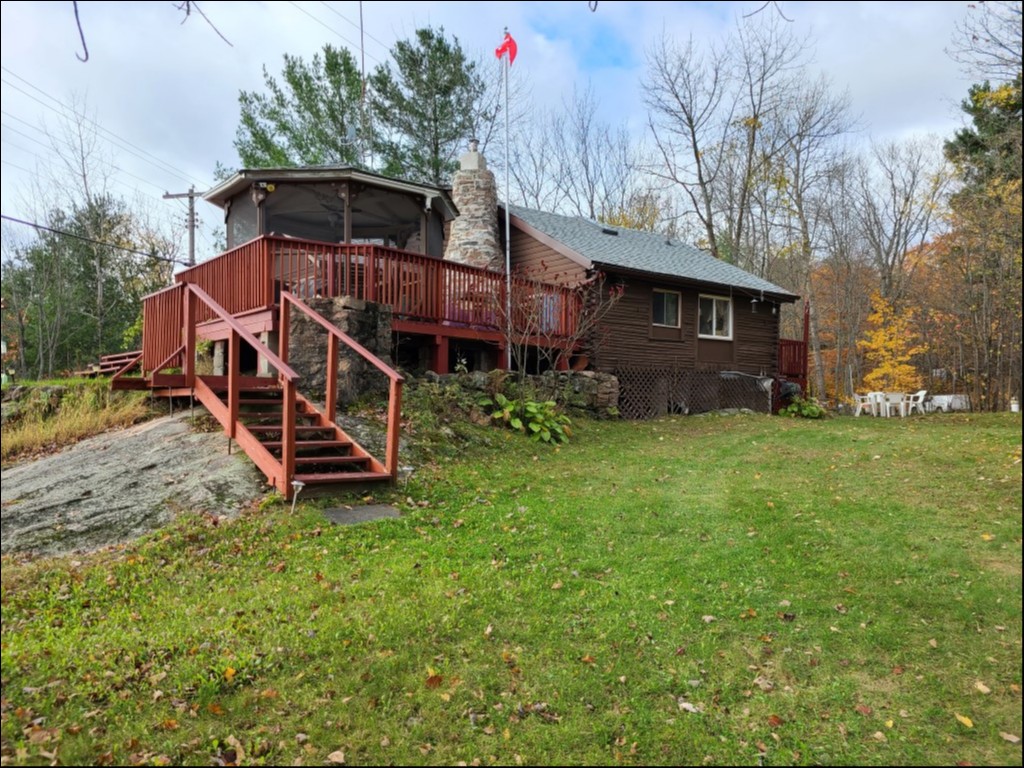 DAVIS LAKE. , Minden Hills, Ontario, Canada