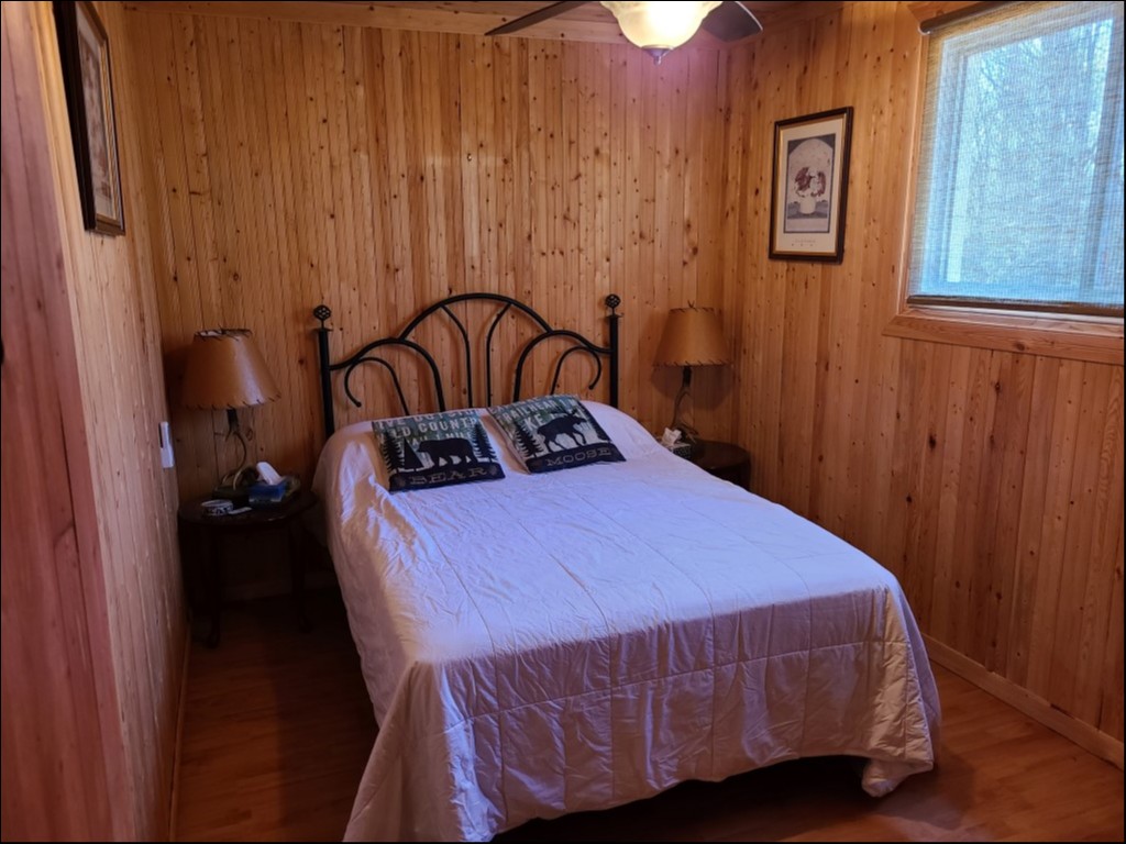 BACK BAY ESTATES, Trent Lakes, Ontario, Canada