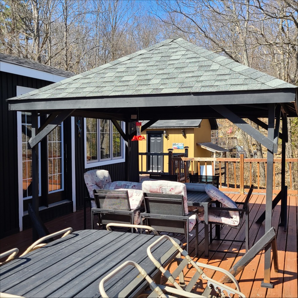 BACK BAY ESTATES, Trent Lakes, Ontario, Canada