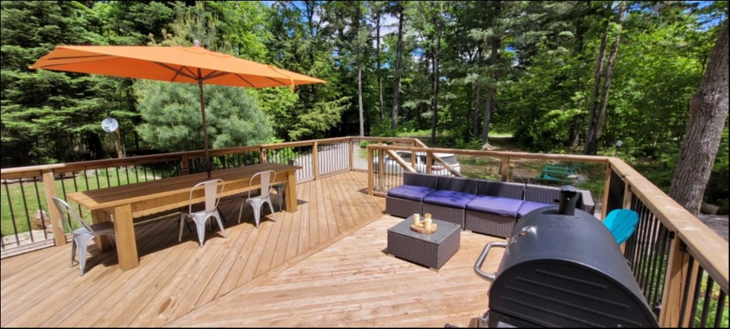BACK BAY ESTATES.