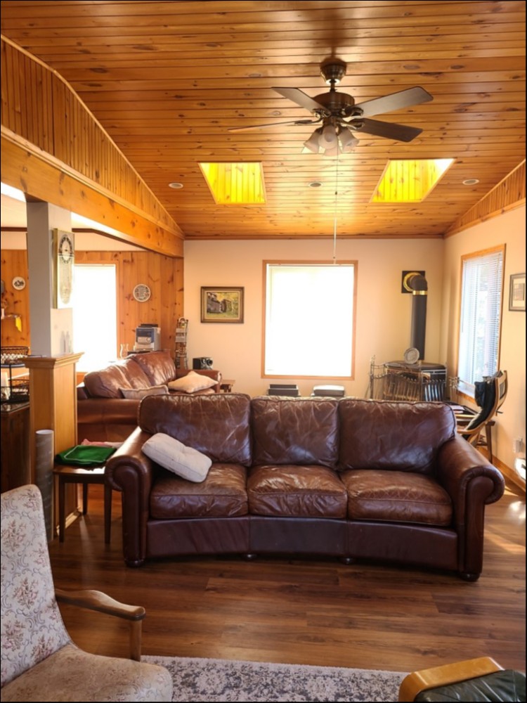., Trent Lakes, Ontario, Canada