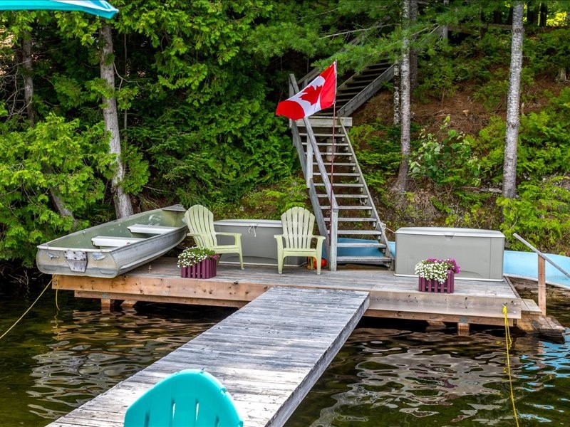 CRYSTAL LAKE ROAD, Trent Lakes, Ontario, Canada