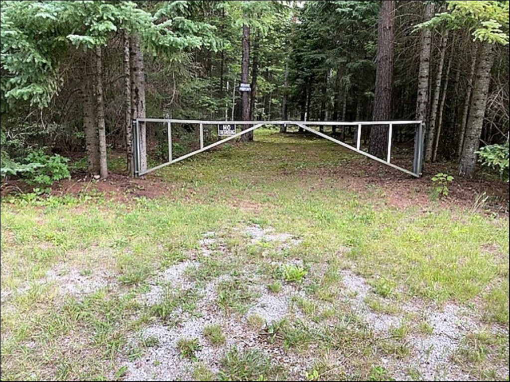 HOWLAND JUNCTION ROAD, Minden Hills, Ontario, Canada