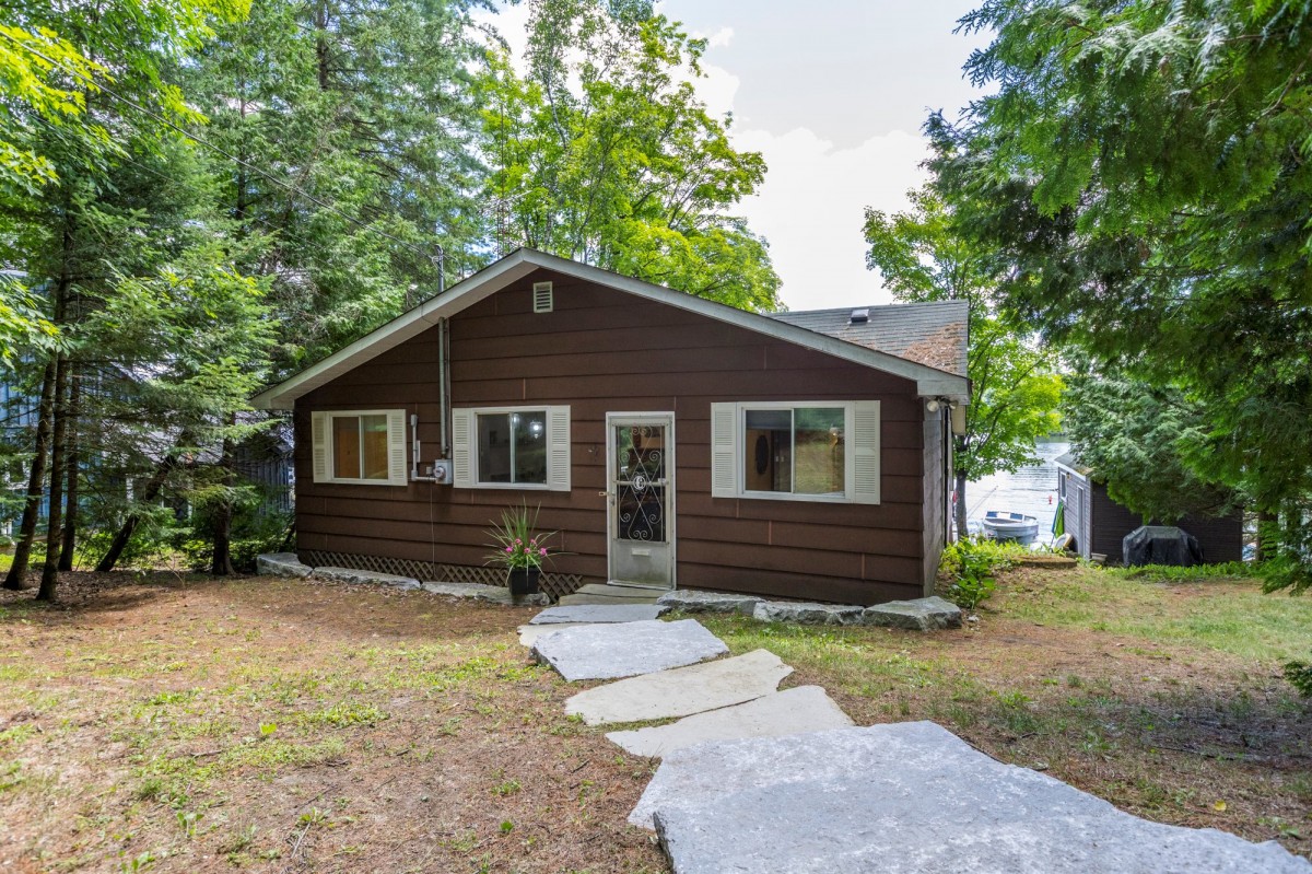 93 WEST CLEAR BAY ROAD, Trent Lakes, Ontario, Canada