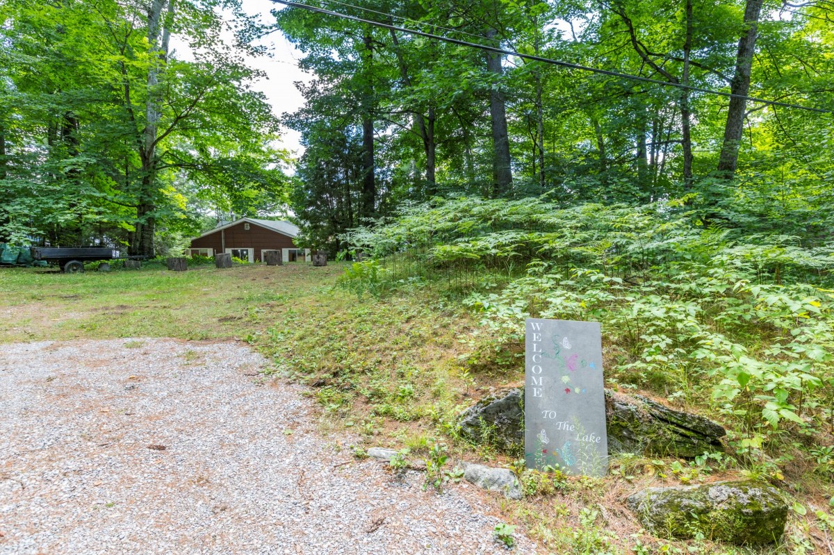 93 WEST CLEAR BAY ROAD, Trent Lakes, Ontario, Canada