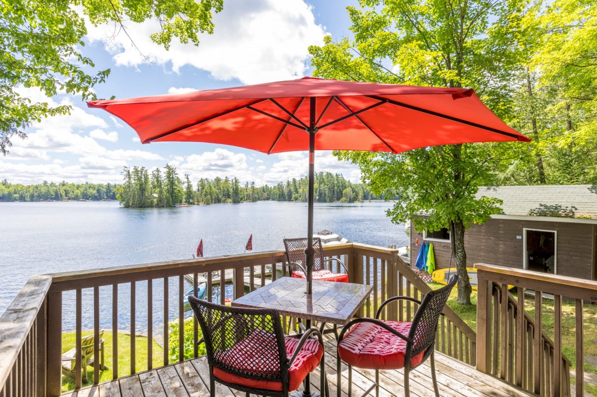 93 WEST CLEAR BAY ROAD, Trent Lakes, Ontario, Canada
