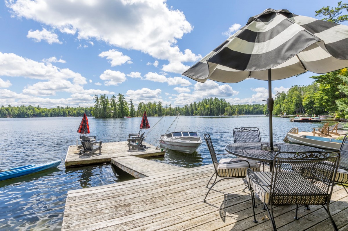 93 WEST CLEAR BAY ROAD, Trent Lakes, Ontario, Canada