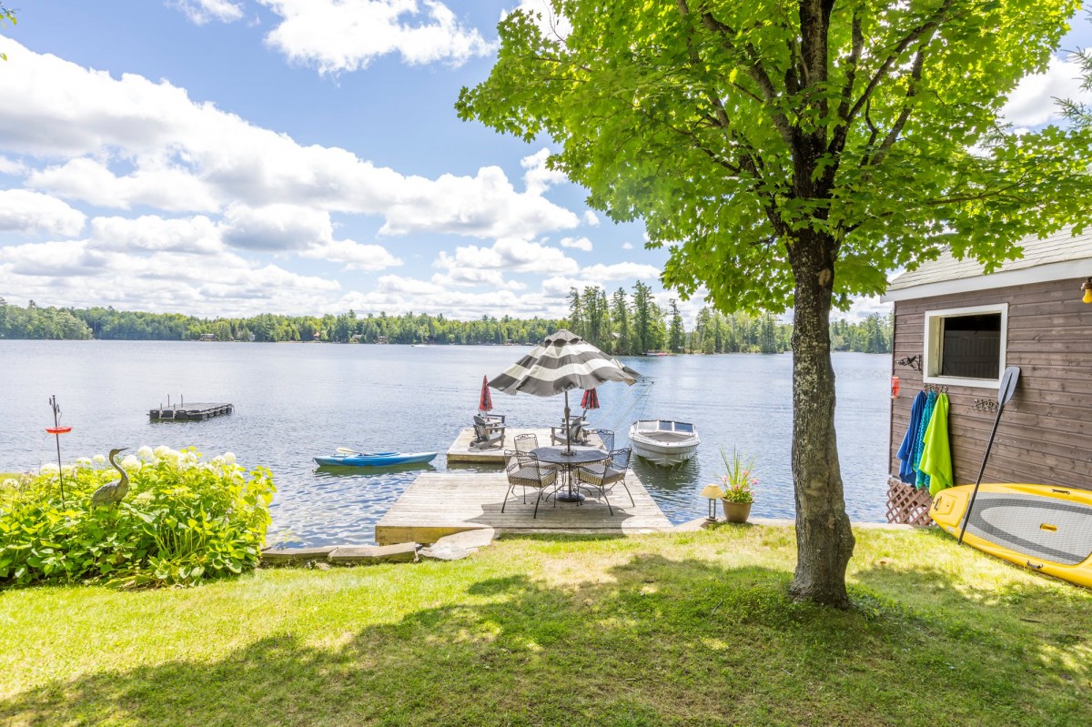 93 WEST CLEAR BAY ROAD, Trent Lakes, Ontario, Canada