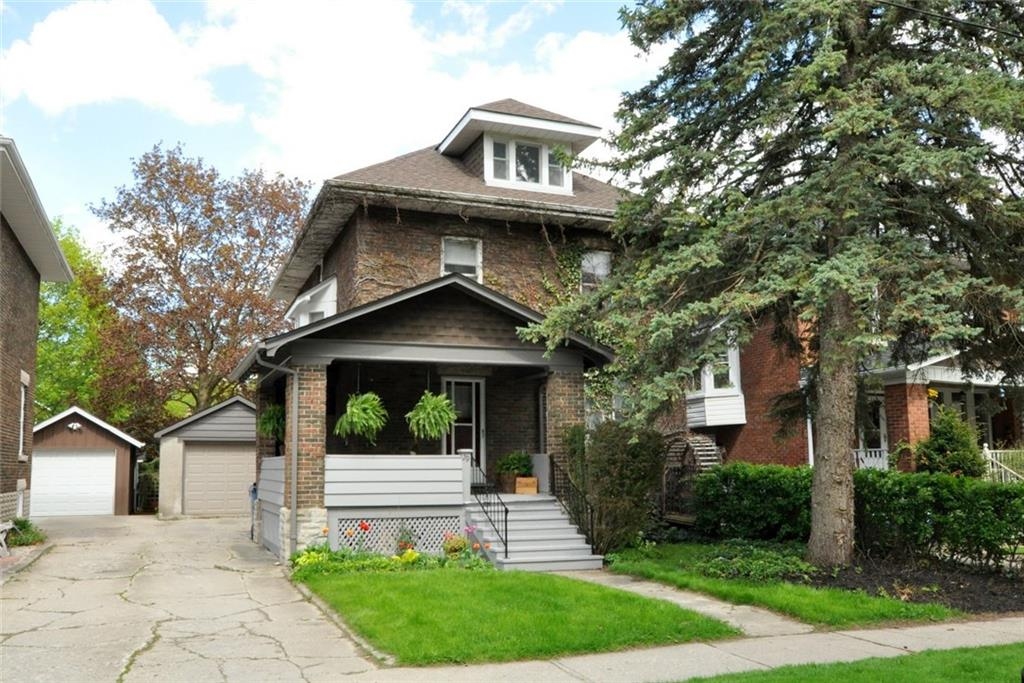 29 Lyon Avenue