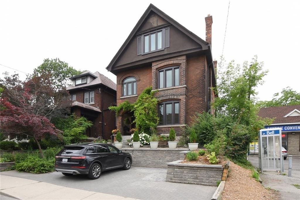 188 Queen Street S, Hamilton Ontario, Canada