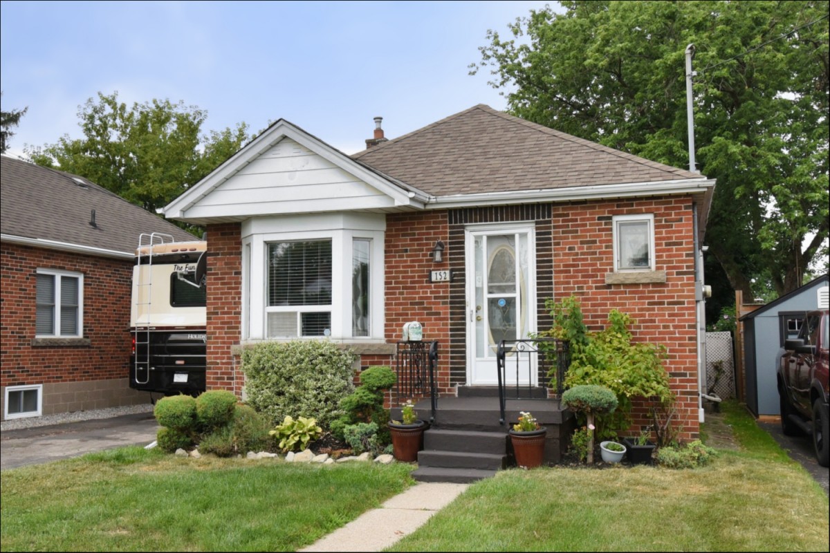 152 Glencairn Ave, Hamilton Ontario, Canada