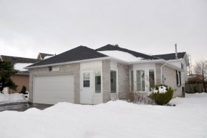 770 Hawkings Cresent, Burlington Ontario, Canada