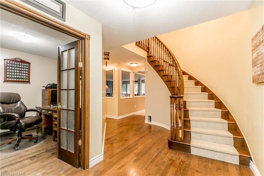 175 BLANCHARD Street W, Gravenhurst Ontario, Canada