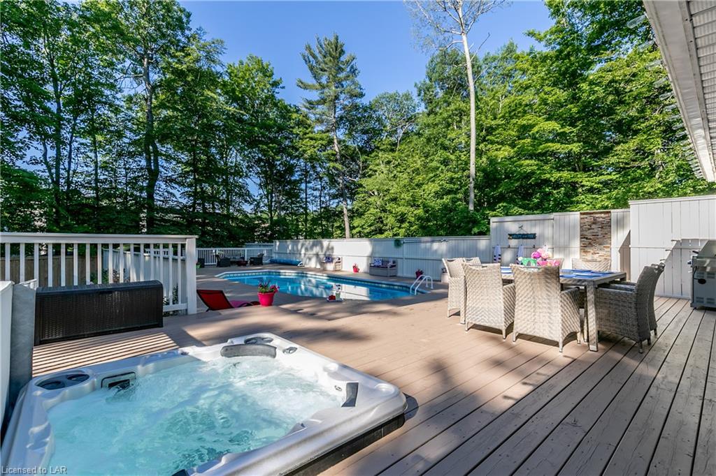 175 BLANCHARD Street W, Gravenhurst Ontario, Canada
