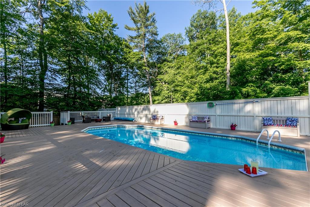 175 BLANCHARD Street W, Gravenhurst Ontario, Canada