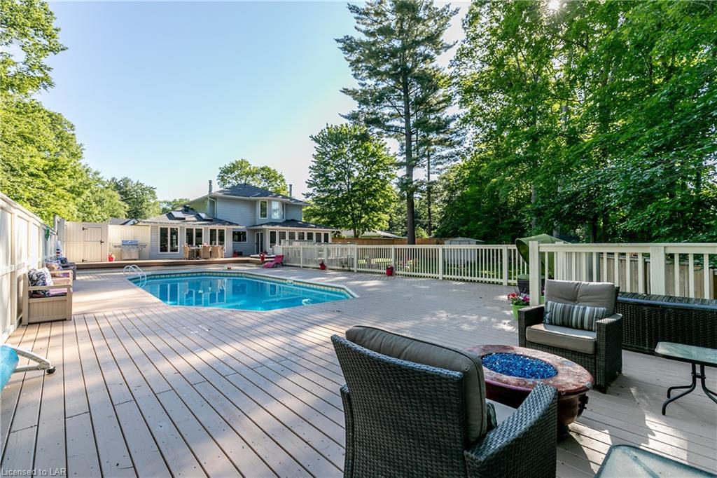 175 BLANCHARD Street W, Gravenhurst Ontario, Canada