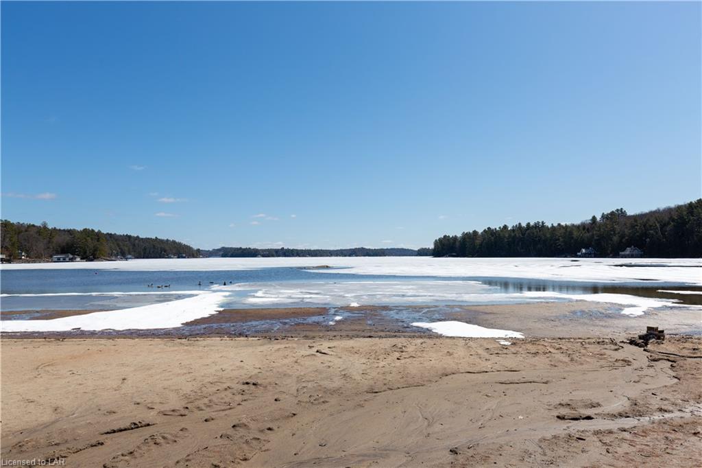1869 MUSKOKA 118 W Road Unit# G103, Bracebridge, Ontario, Canada