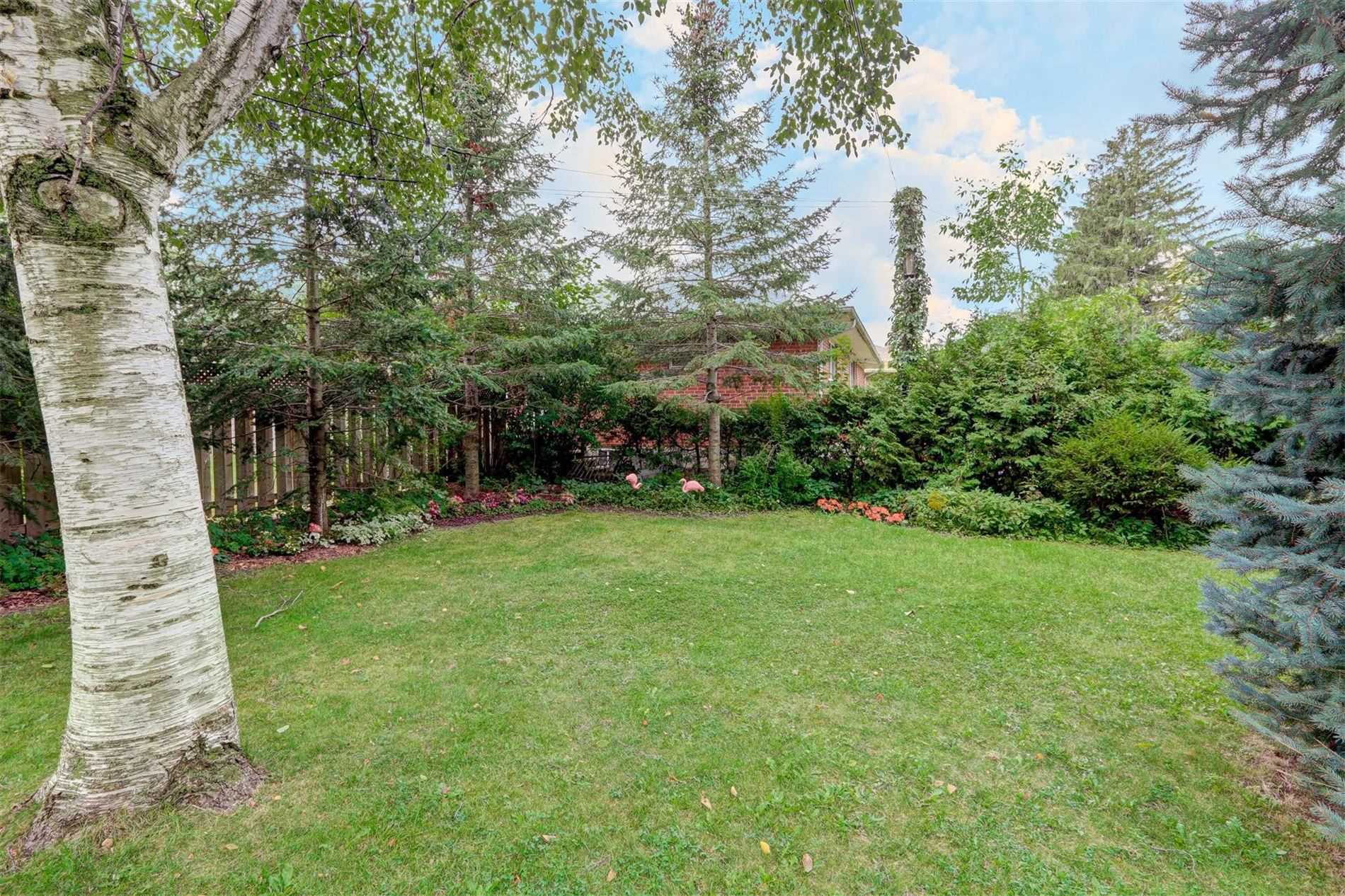 55 Cardigan Rd, Toronto, Ontario, Canada