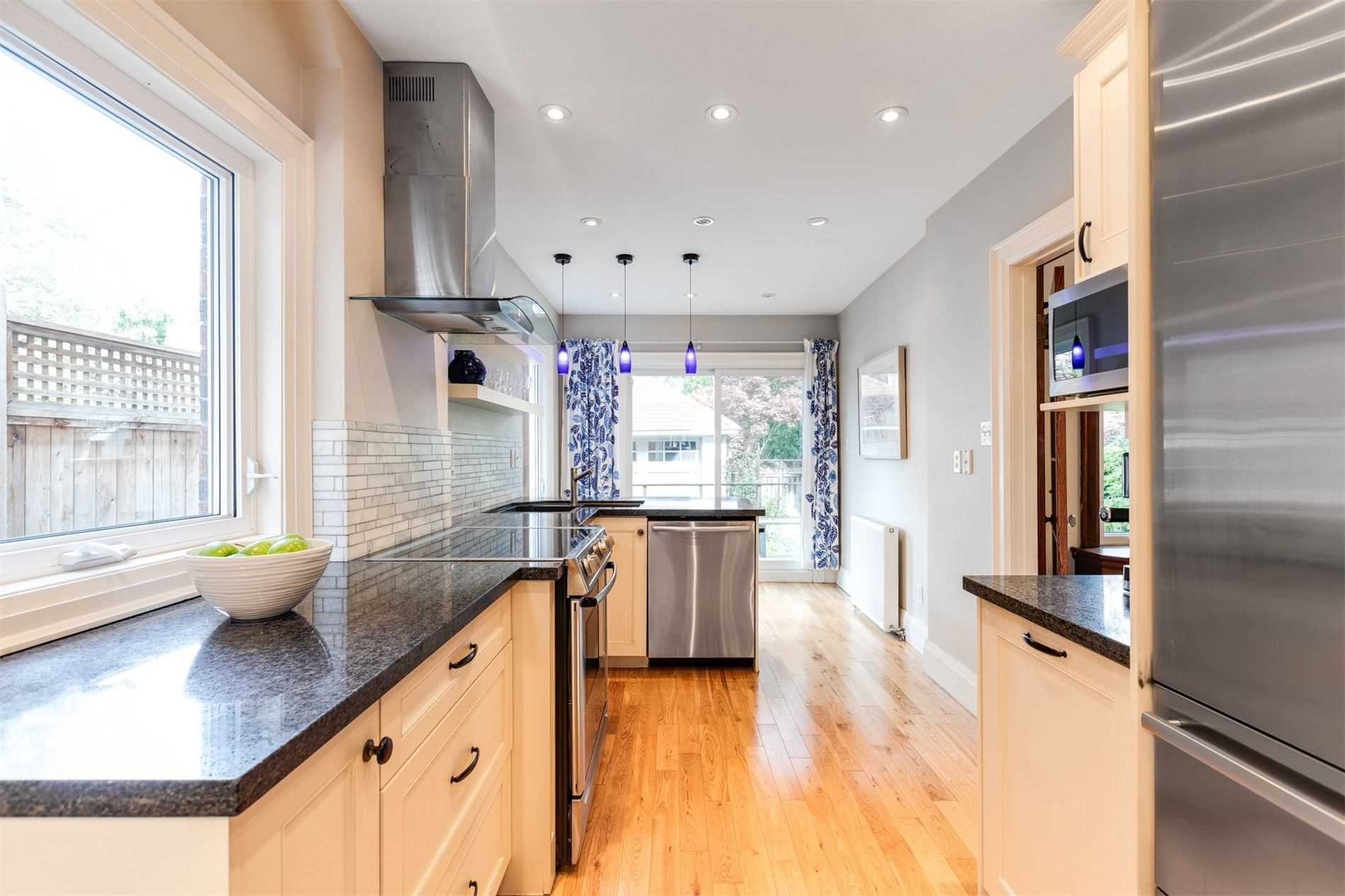 37 Humber Tr, Toronto, Ontario, Canada