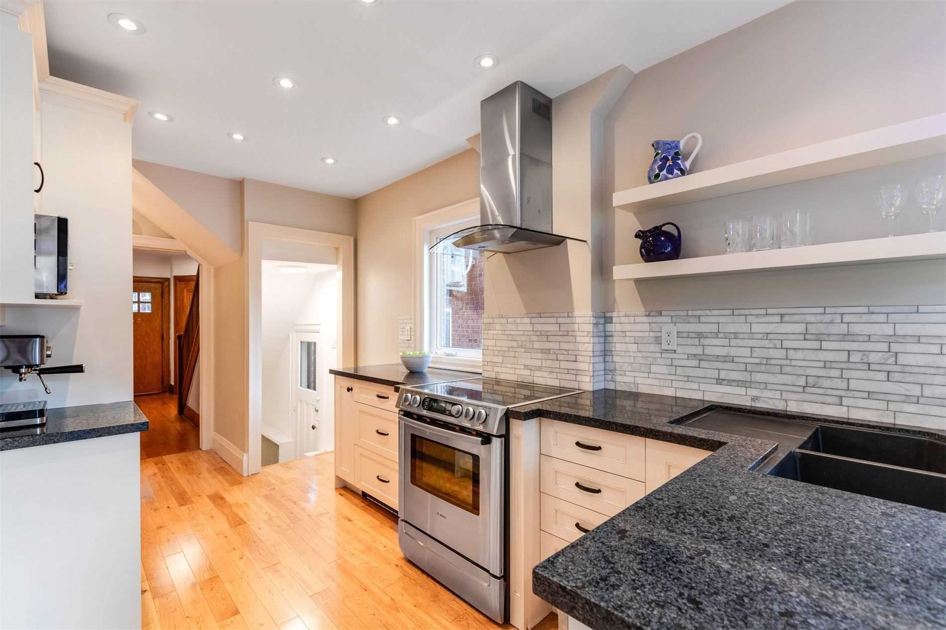37 Humber Tr, Toronto, Ontario, Canada