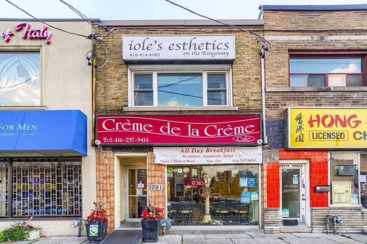 2991 Bloor St W, Toronto, Ontario, Canada
