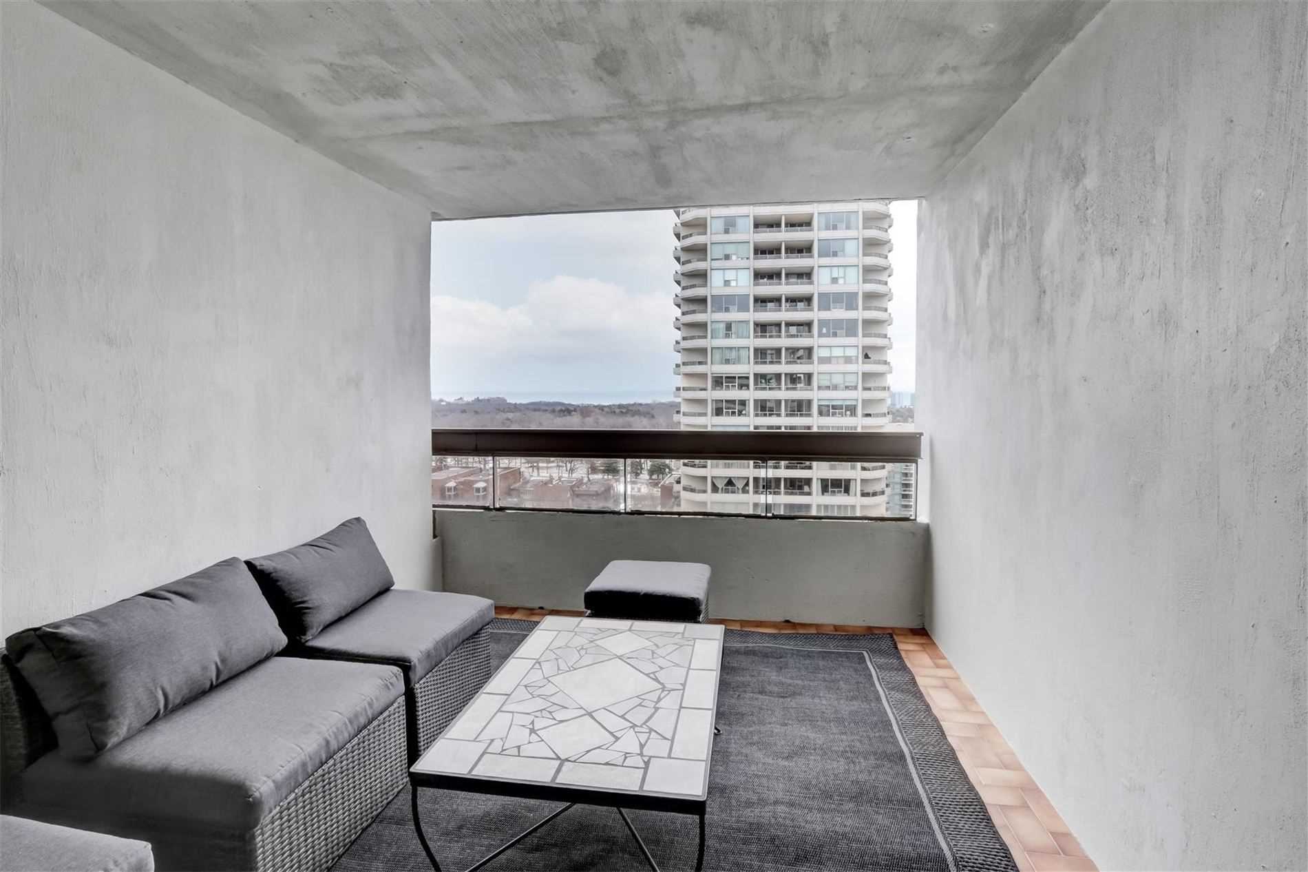 100 Quebec Ave, Toronto, Ontario, Canada photo 16