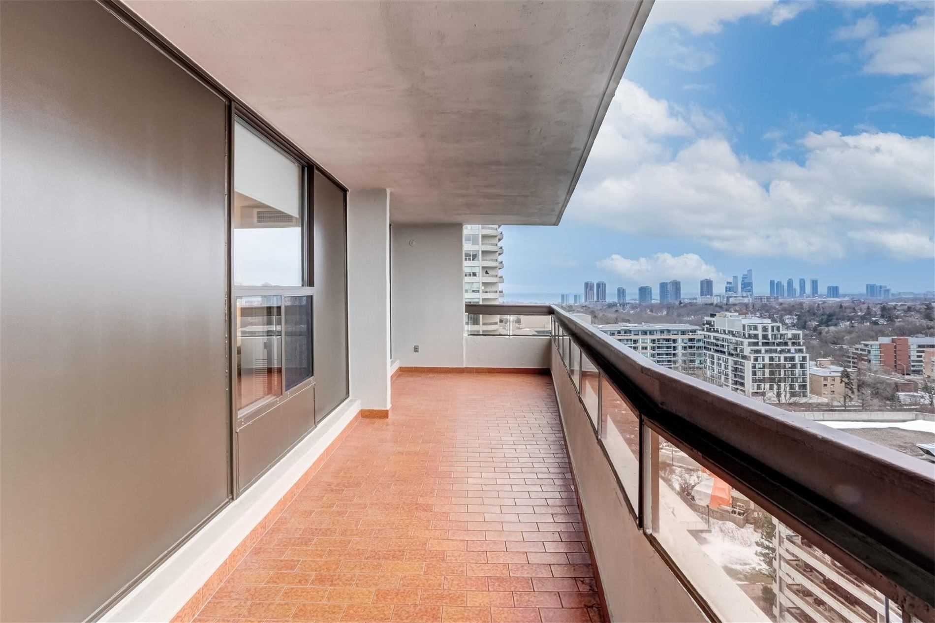 100 Quebec Ave, Toronto, Ontario, Canada photo 24
