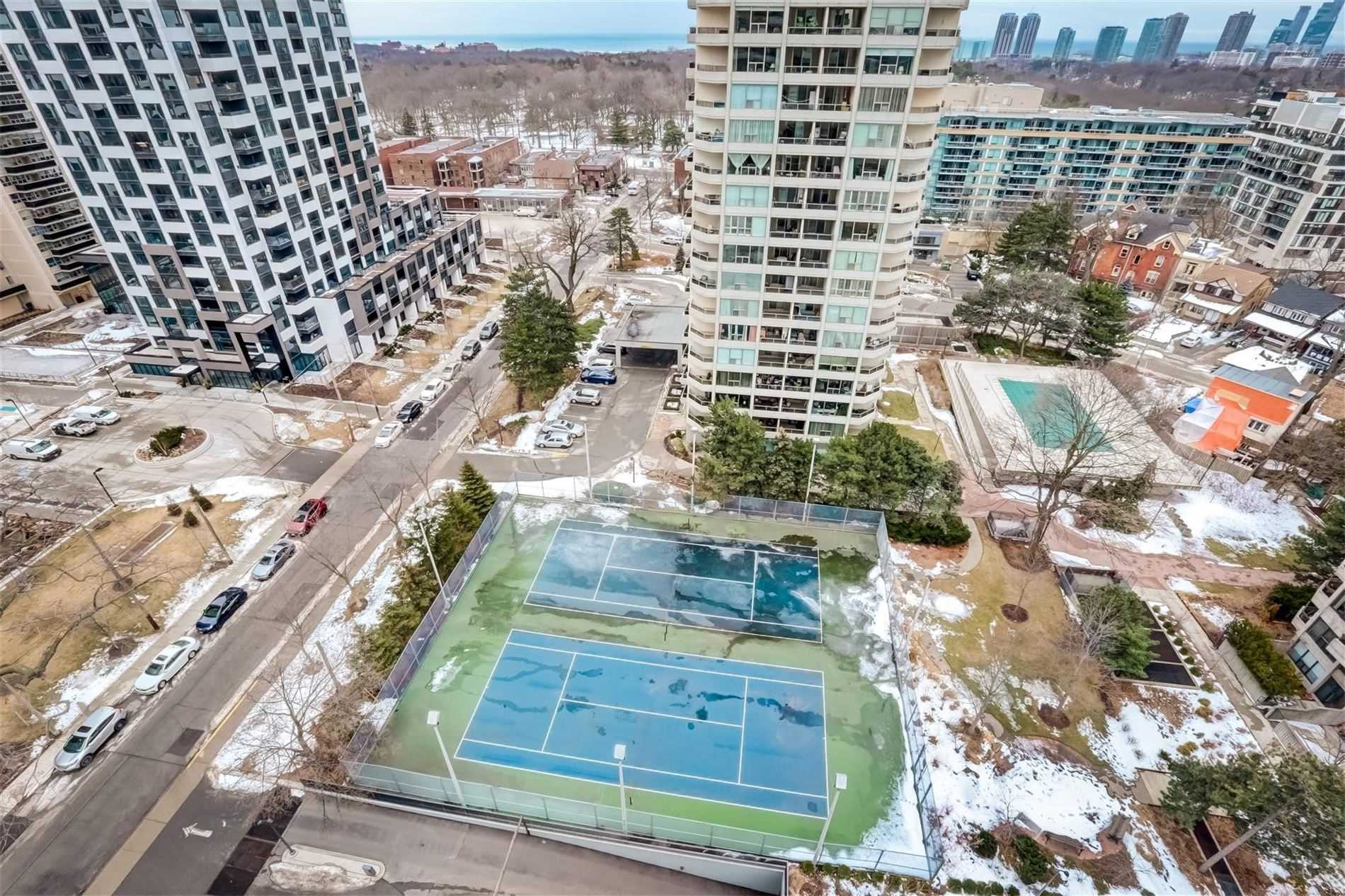 100 Quebec Ave, Toronto, Ontario, Canada photo 25