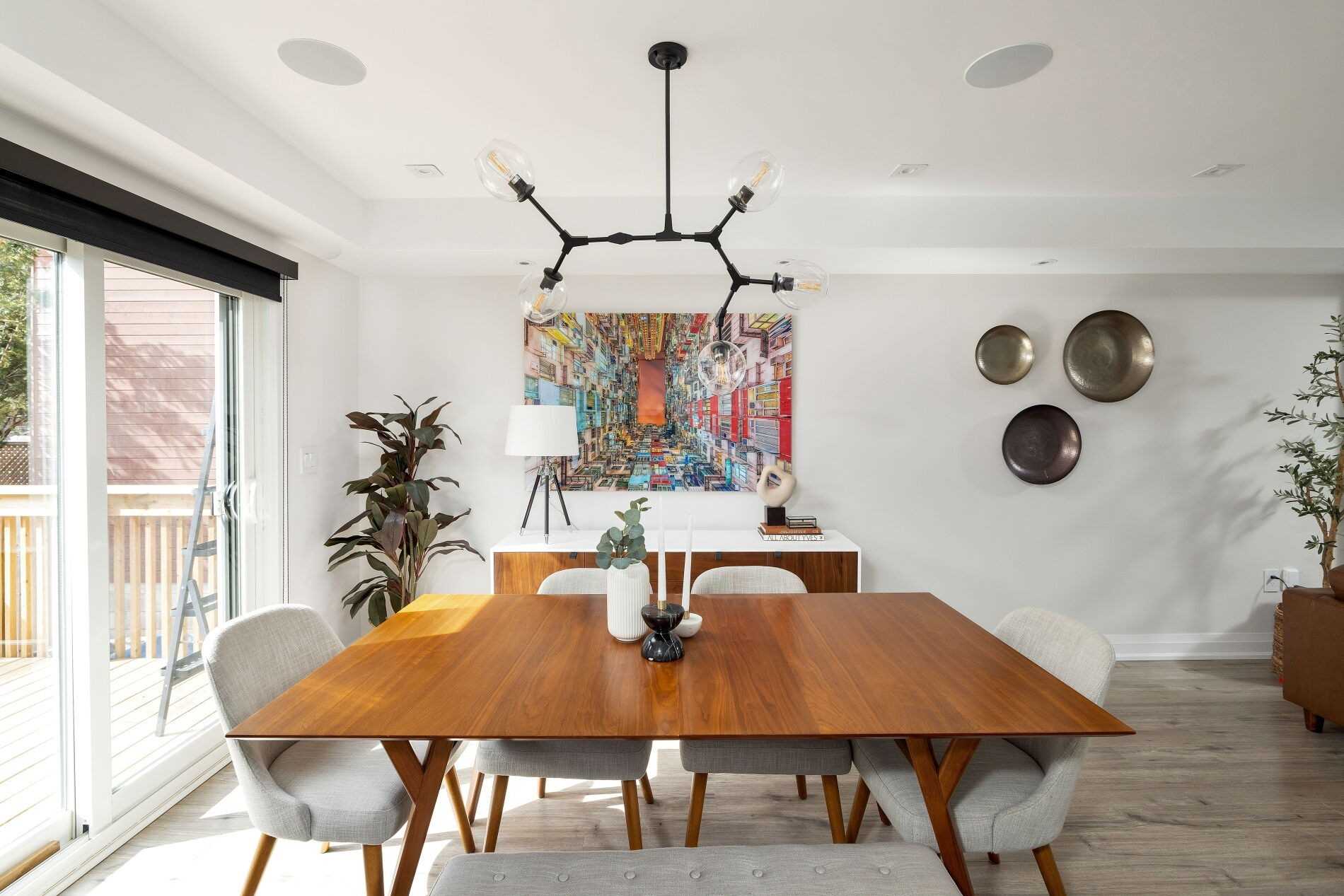 211 Deloraine Ave, Toronto, Ontario, Canada