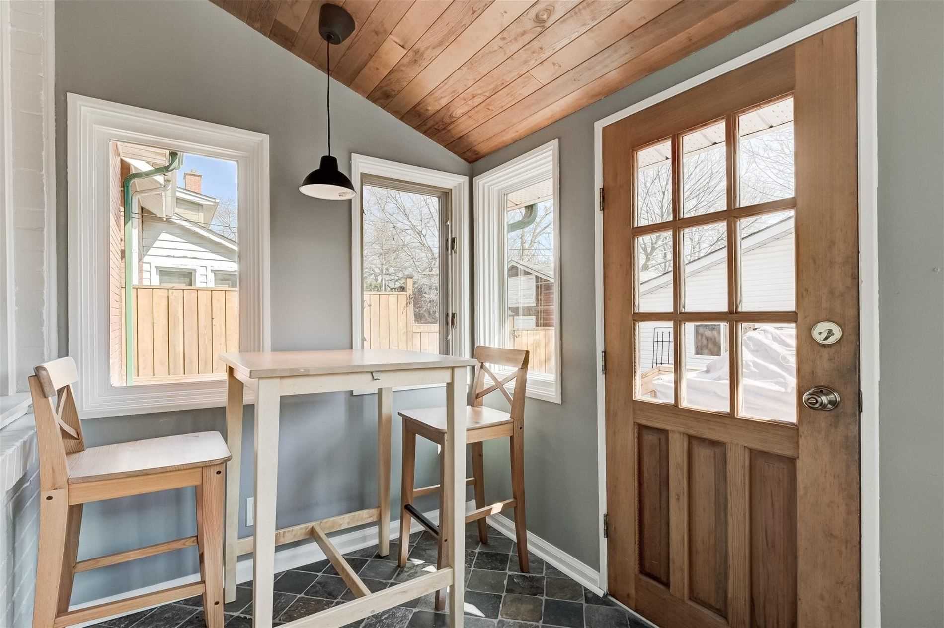 39 Hillside Ave, Toronto, Ontario, Canada