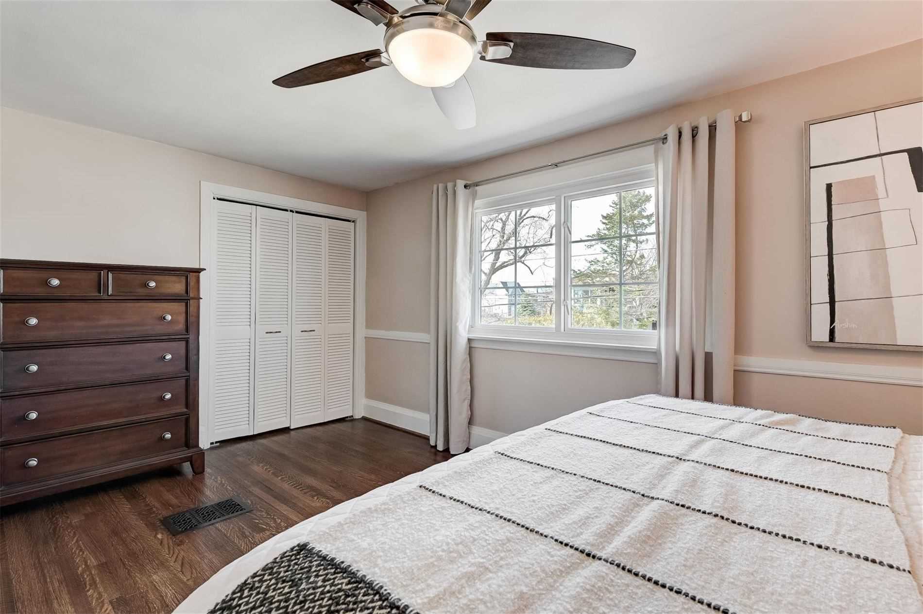 39 Hillside Ave, Toronto, Ontario, Canada