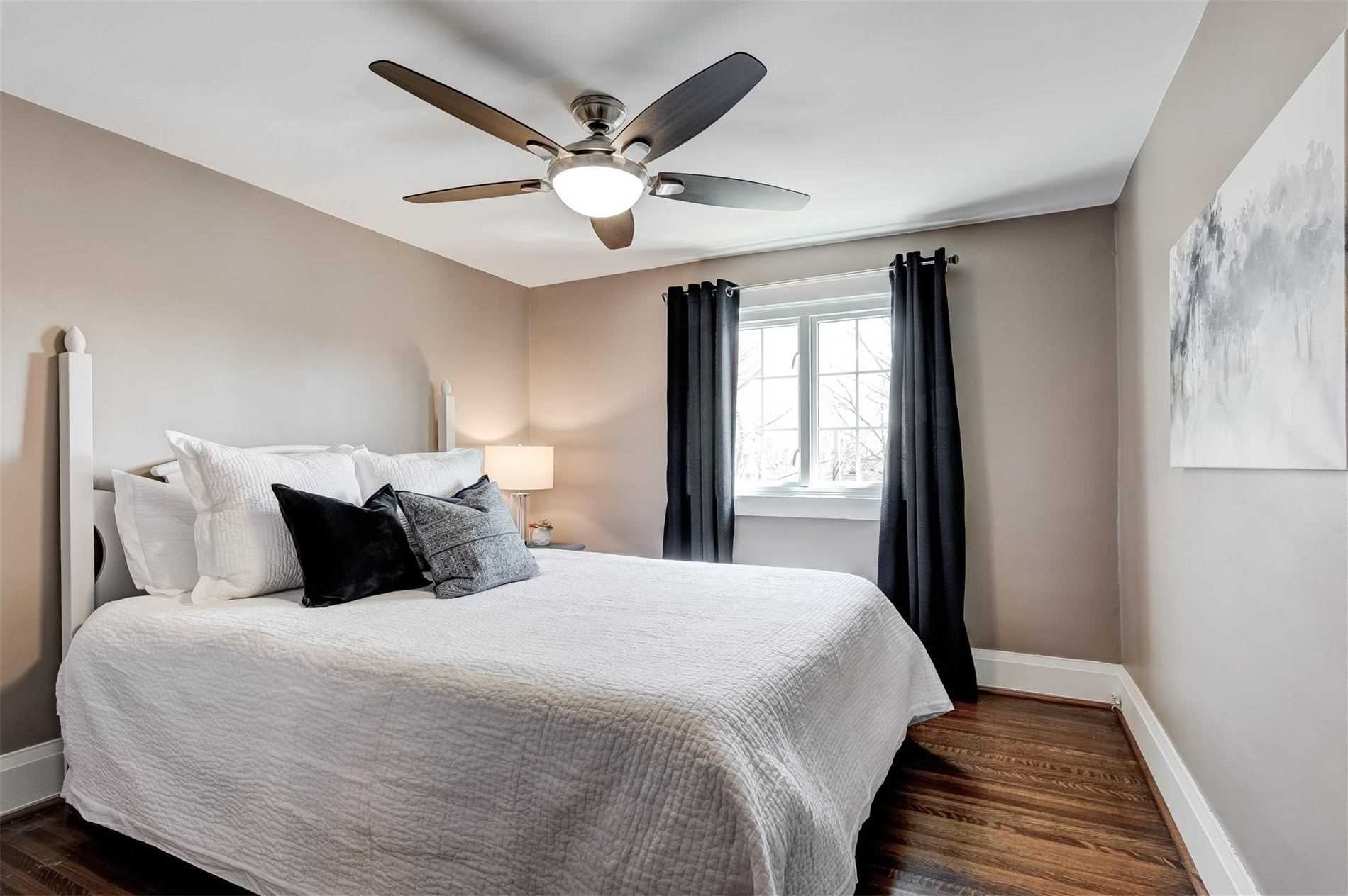 39 Hillside Ave, Toronto, Ontario, Canada